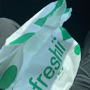 Meet your Posher, Amber